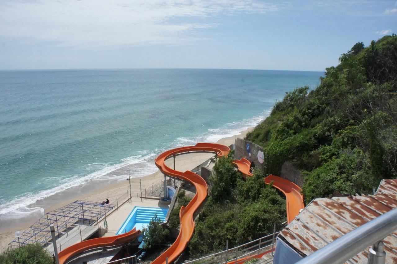 Silver Beach Byala - Първа Линия, Морска Панорама С Два Басейна Ngoại thất bức ảnh