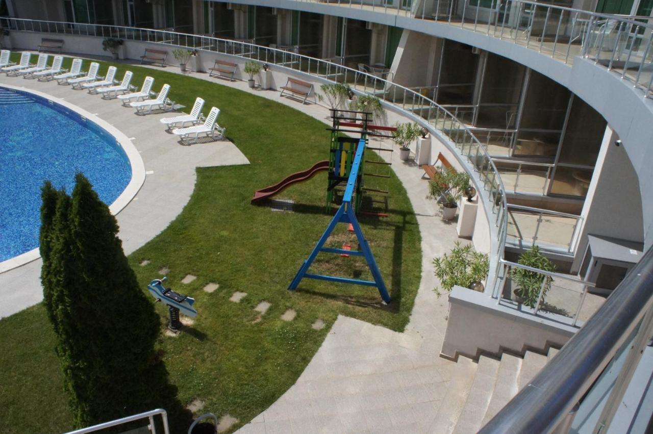 Silver Beach Byala - Първа Линия, Морска Панорама С Два Басейна Ngoại thất bức ảnh